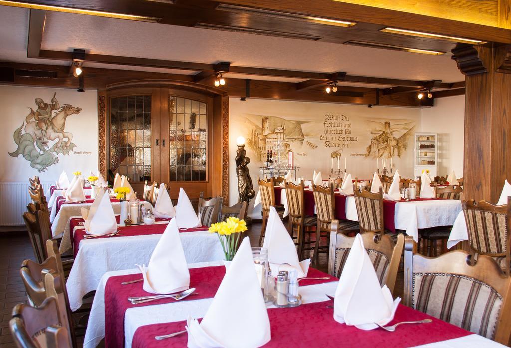 Hotel & Restaurant Krone Kestert Eksteriør billede