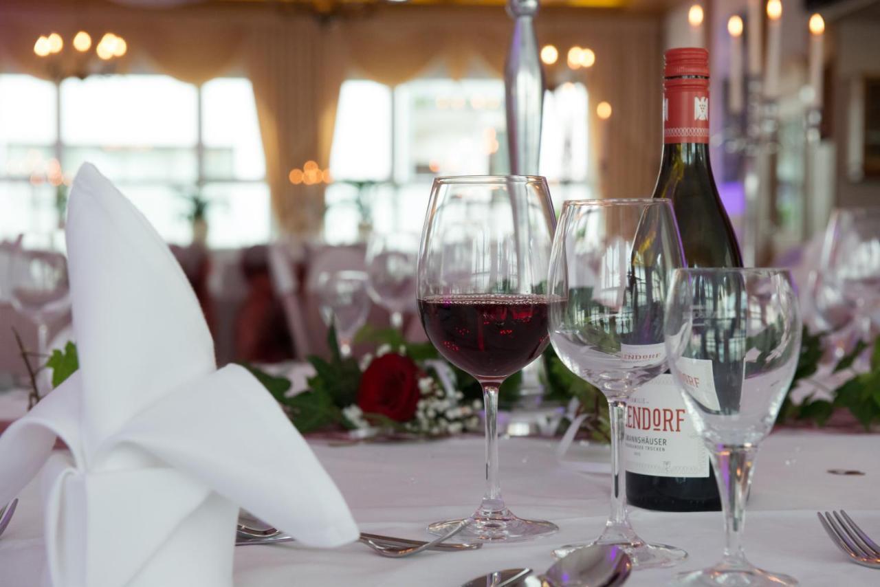 Hotel & Restaurant Krone Kestert Eksteriør billede